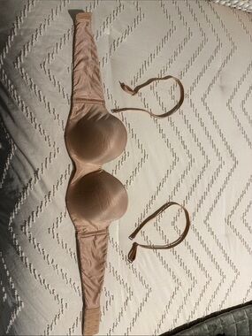 Victoria's Secret Beige Convertible Strapless Bra